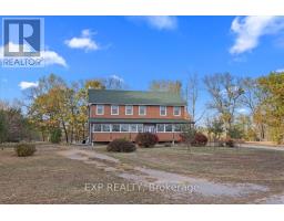 Bathroom - 1220 Westross Road, Whitewater Region, ON K0J1K0 Photo 2