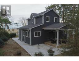 Bathroom - 82 River Road, Lambton Shores, ON N0M1T0 Photo 2