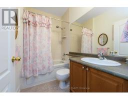 Bathroom - 120 Ridge Road, Guelph Eramosa, ON N0B2K0 Photo 5