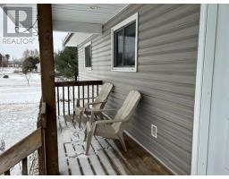 Living room - 33 Mississagi Cres, Iron Bridge, ON P0R1H0 Photo 2