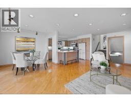 Family room/Fireplace - 9431 Ashland Drive, Windsor, ON N8R1V3 Photo 5