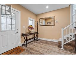 Primary Bedroom - 42 Grove Street, Welland, ON L3B4B4 Photo 4