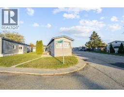 Dining room - 56 Holly Street, Lakeshore, ON N8N2V1 Photo 5
