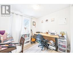 Kitchen - 41 180 Marksam Road, Guelph, ON N1H8G4 Photo 3