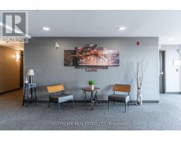 Living room - 332 5010 Corporate Drive, Burlington, ON L7L0H6 Photo 3