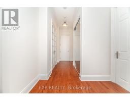 Primary Bedroom - Ph 5 3880 Duke Of York Boulevard, Mississauga, ON L5B4M7 Photo 5