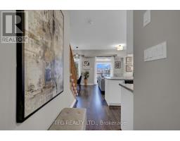 Living room - 249 1730 Grenwich Glen, Pickering, ON L1X0E4 Photo 2