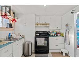 Bedroom - 10121 109 Ave Street N, Grande Prairie, AB T8V1R8 Photo 2