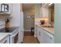 Living room - 307 2050 White Birch Rd, Sidney, BC V8L2R1 Photo 5