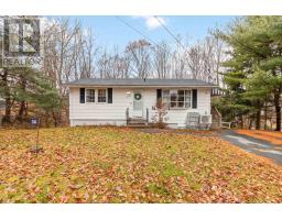 14 Dublin Avenue, Bridgewater, NS B4V1Z5 Photo 2