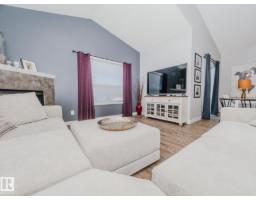 Kitchen - 236 Ascott Cr, Sherwood Park, AB T8H0A6 Photo 3