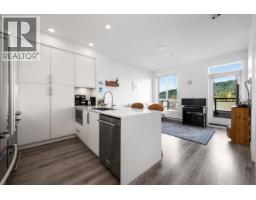 609 700 Clarke Road, Coquitlam, BC V3J0K5 Photo 2