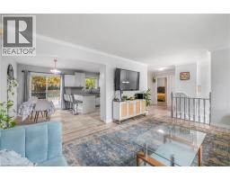 Family room - 18 Sandlewood Avenue, Brantford, ON N3V1C6 Photo 5