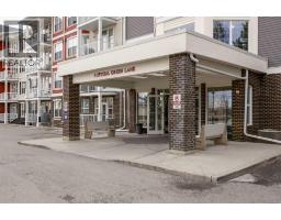 Primary Bedroom - 422 1 Crystal Green Lane, Okotoks, AB T1S0C5 Photo 4