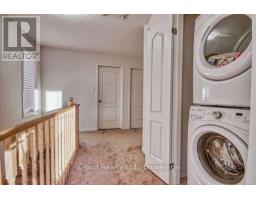 Living room - 2476 Bromus Path, Oshawa, ON L1L0K7 Photo 4