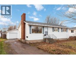 Bedroom - 228 Cole Avenue, Moncton, NB E1C8G3 Photo 2