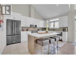 Kitchen - 8 Spooner Crescent, Collingwood, ON L9Y1T3 Photo 2