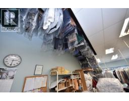 5247 Ladner Trunk Road, Delta, BC V4K1W4 Photo 4