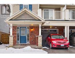 Kitchen - 14 Nearco Crescent, Oshawa, ON L1L0J4 Photo 3