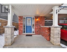 Primary Bedroom - 14 Nearco Crescent, Oshawa, ON L1L0J4 Photo 4