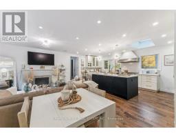 Dining room - 89 Holyrood Avenue, Oakville, ON L6K2V4 Photo 3