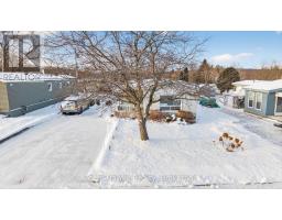 Primary Bedroom - 44 Northland Drive, Midland, ON L4R0B9 Photo 3