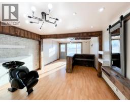 8 Railway Avenue Ne, Falher, AB T0H1M0 Photo 4