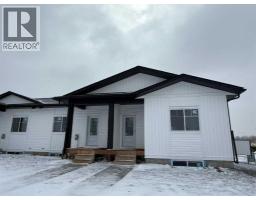 3 11 Gray, Sylvan Lake, AB T4S0W4 Photo 4