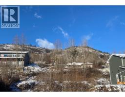 933 7th Street, Montrose, BC V0G1P0 Photo 4