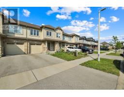 100 Monarch Street, Welland, ON L3C0G6 Photo 3