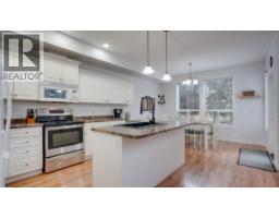 Bedroom - 671 24 Street Ne Unit 3, Salmon Arm, BC V1E3P7 Photo 4