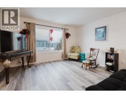 Kitchen - B 9700 95 Avenue, Sexsmith, AB T0H3C0 Photo 3