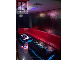 689 Oxford St W, London North, ON N6H1V1 Photo 2