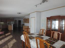 Living room - 1 Miss Ellies Drive W, Lake Manitoba Narrows, MB R0C2K0 Photo 4