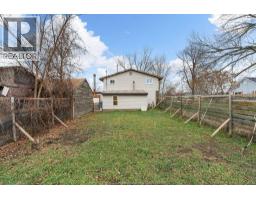 Bedroom - 232 Reaume Road, Lasalle, ON N8J1B1 Photo 3