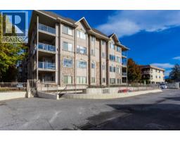 Full bathroom - 1007 Harvey Avenue Unit 412, Kelowna, BC V1Y6E4 Photo 2