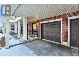 Kitchen - 5456 Main Street, Whitchurchstouffville, ON L4A4W8 Photo 4