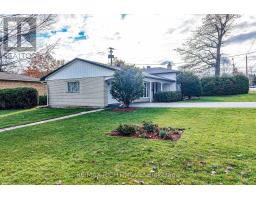Kitchen - 437 Highland Avenue, Orillia, ON L3V4E8 Photo 3