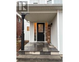 Living room - 72 Wessex Drive, Whitby, ON L1M2C2 Photo 3