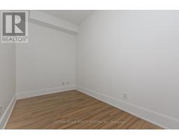 Kitchen - 1605 330 Burnhamthorpe Road W, Mississauga, ON L5B0E1 Photo 3