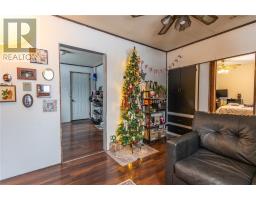 Kitchen - 354 Merritt Street, Espanola, ON P5E1K1 Photo 5