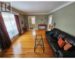 4pc Bathroom - 409 Cartier, Sudbury, ON P3B1C7 Photo 5