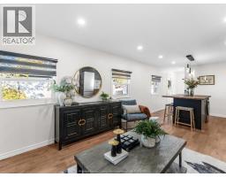 Kitchen - 65 Suncrest Drive, Maidstone, ON N8N2P4 Photo 4