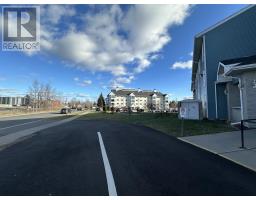 Dining nook - 105 800 Gordon St, Thunder Bay, ON P7E6N8 Photo 4