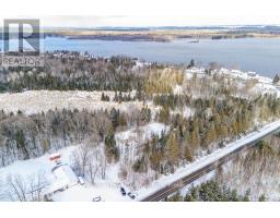 Bathroom - 74 Castleford Road, Horton, ON K7V3Z8 Photo 4