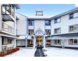 Living room - 131 960 Assiniboine Avenue, Regina, SK S4V2P8 Photo 2