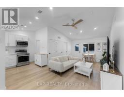 Primary Bedroom - 808 Montsell Avenue, Georgina, ON L0E1S0 Photo 4