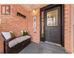 Bedroom 2 - 1 Forrestwood Crescent, East Gwillimbury, ON L9N1C6 Photo 5