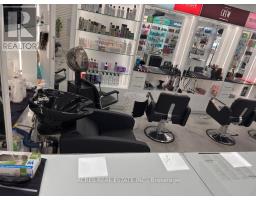 10 860 North Park Drive, Brampton, ON L6S4N5 Photo 5