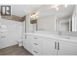 Living room - 85 Quartz Crescent, Cochrane, AB T4C3G2 Photo 5